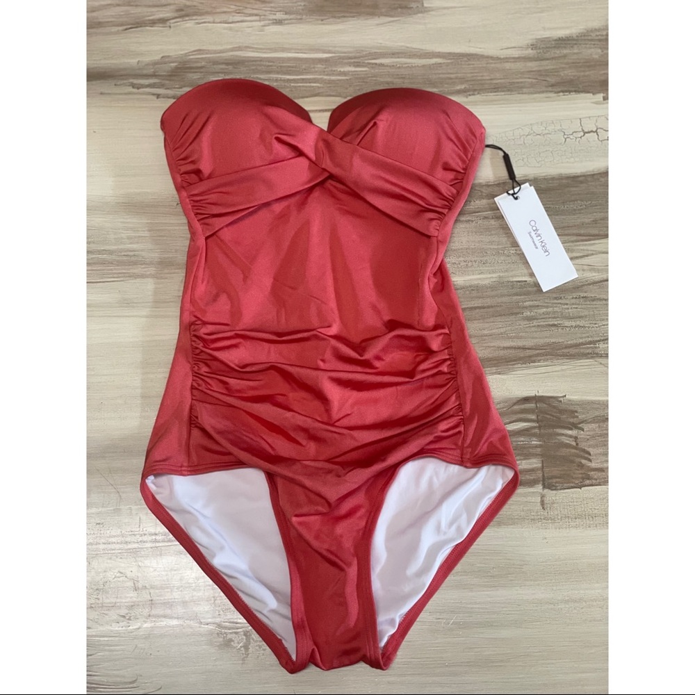 NWT Calvin Klein Swimwear One Piece Swimsuit Coral Size 4